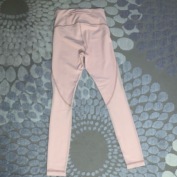 ARITZIA/TNA ATMOSPHERE LEGGINGS - Picture 3 of 5